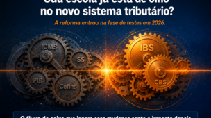 Engrenagens antigas e novas representam a transição tributária e o impacto no fluxo de caixa escolar